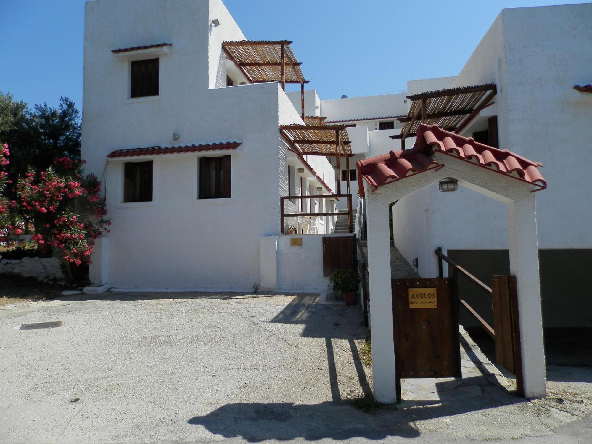Aeolos Hotel Apartments Gythio Buitenkant foto