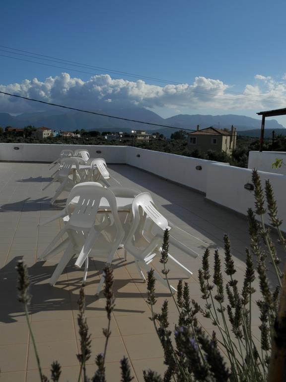 Aeolos Hotel Apartments Gythio Buitenkant foto