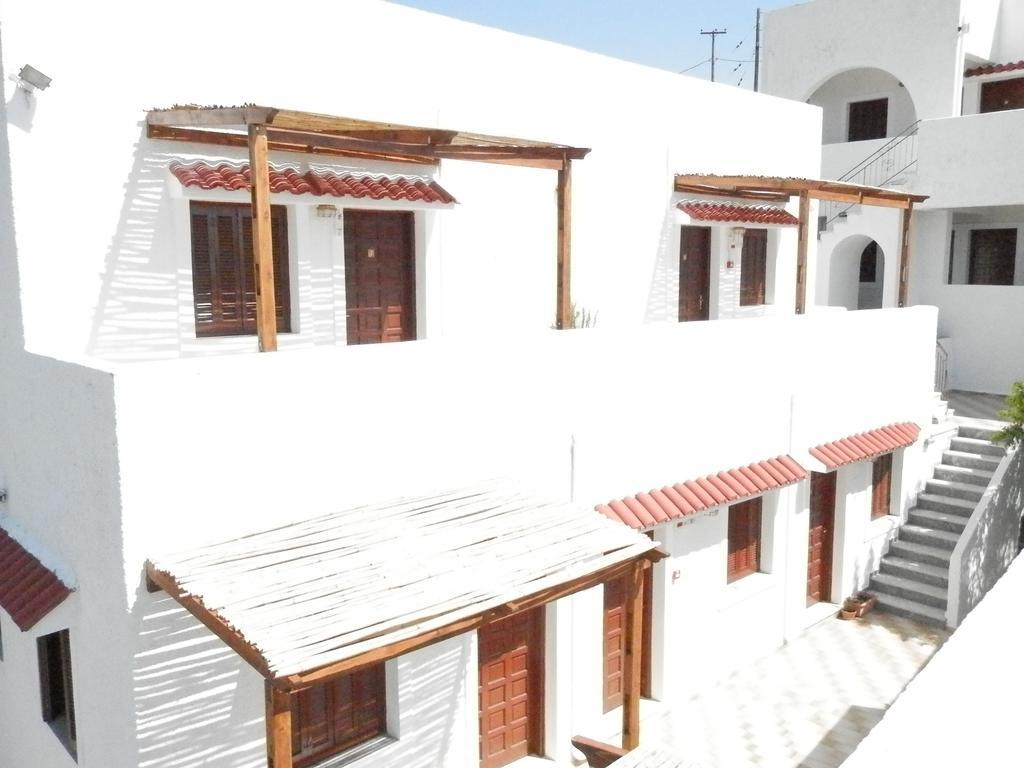 Aeolos Hotel Apartments Gythio Buitenkant foto