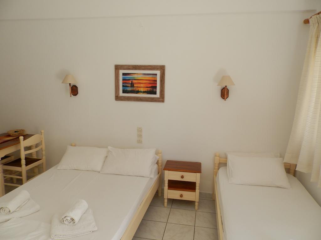 Aeolos Hotel Apartments Gythio Buitenkant foto