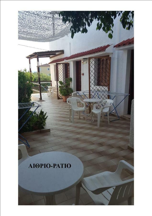 Aeolos Hotel Apartments Gythio Buitenkant foto